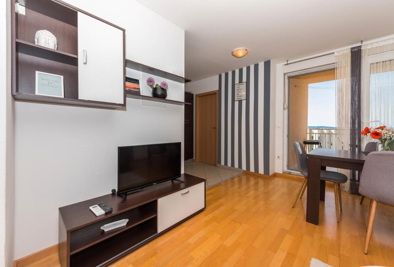Apartment Sea View In Makarska, Free Parking المظهر الخارجي الصورة